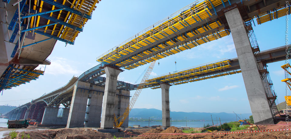 Concreting works at erection of the 4th roadway bridge across Enisey river are close to completion
