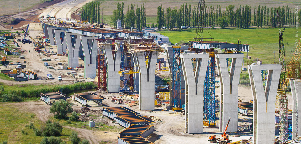 Мост-эстакада на автостраде М-4 «Дон»